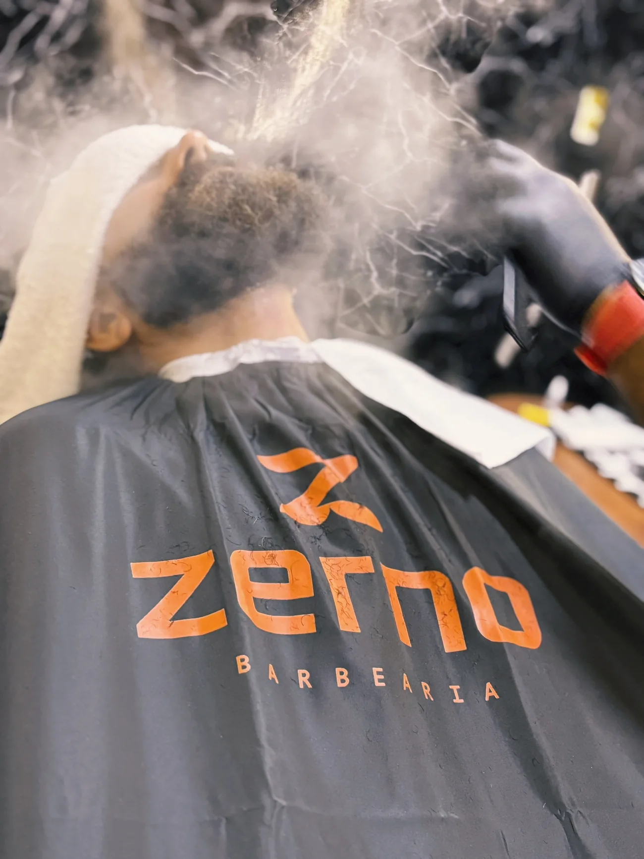 Capa Zerno — experiência no detalhe